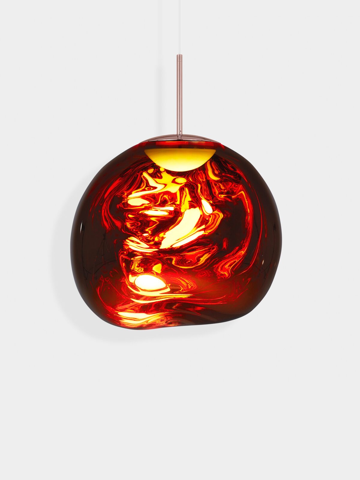 Tom Dixon în Moldova: ghid de brand