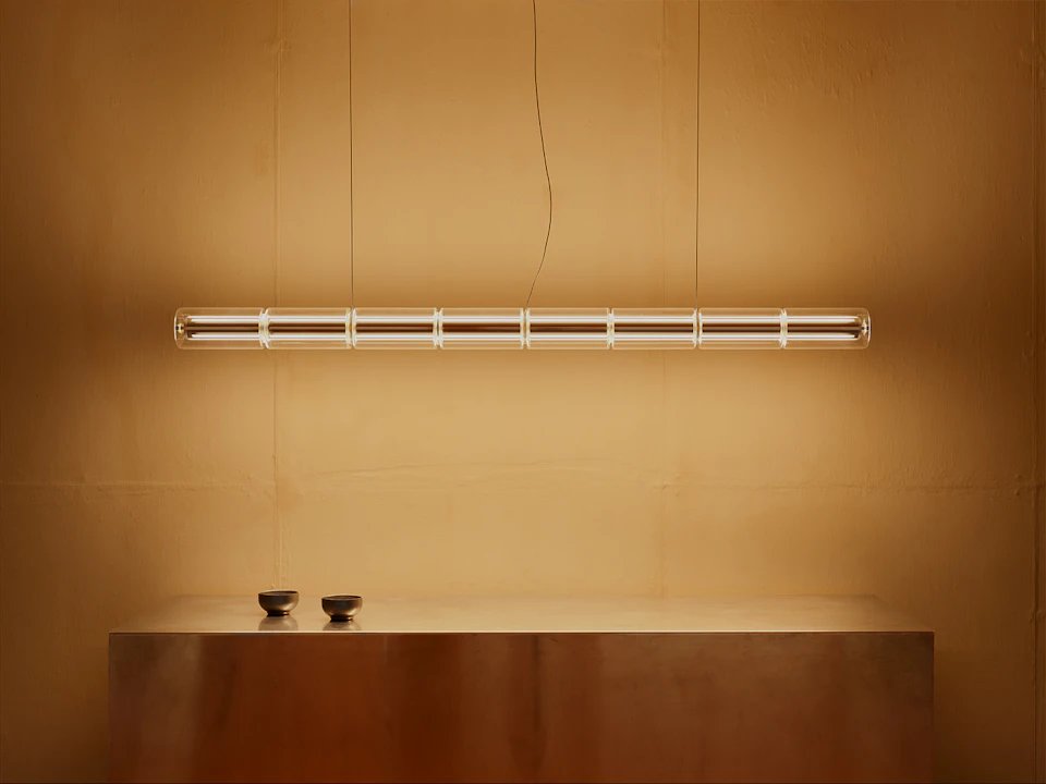 Flos Luce Cilindrica — suspensie Ronan Bouroullec (Euroluce 2025)
