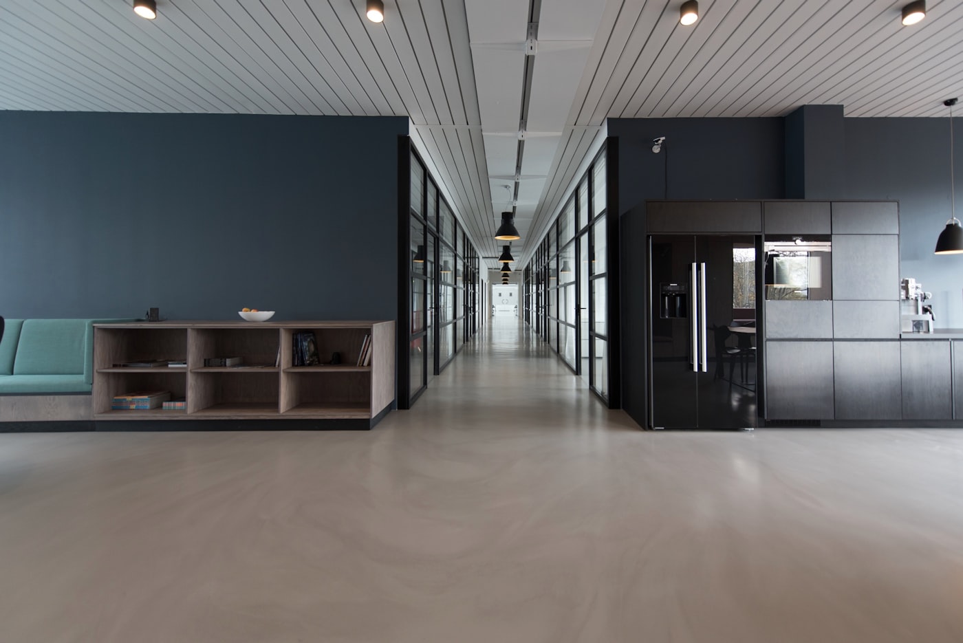 Penthouse Кишинэу — архитектурное освещение и мебель Poliform